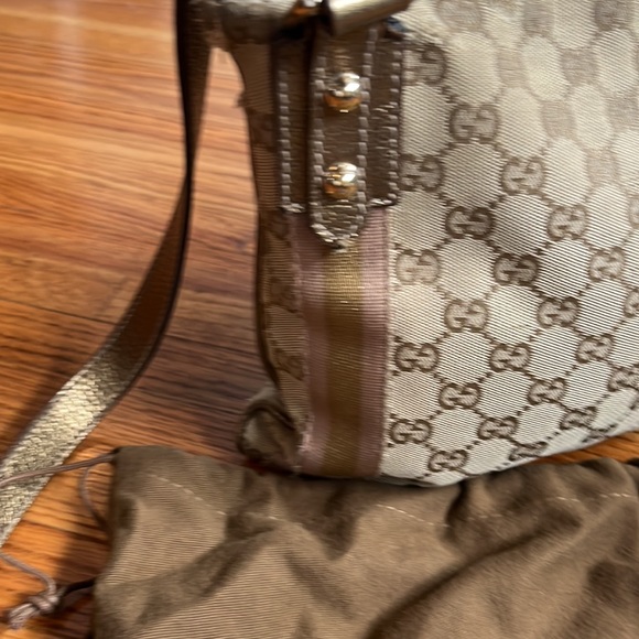 GUCCI GG Canvas Gold & Pink Messenger
Crossbody Bag - Picture 3 of 11